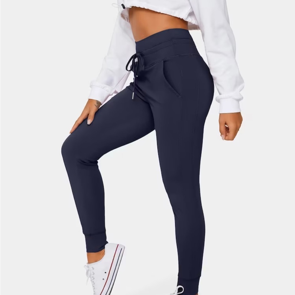 Nwt! Halara joggers